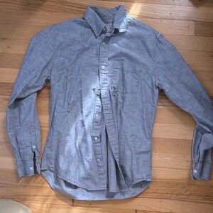 GAP Chambray Men's Button-Down Shirt